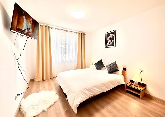 Urban Plaza Astra - Rise Private Apartments & Suites
